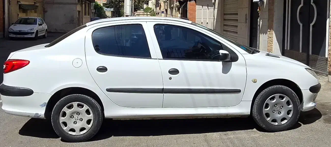 پژو ۲۰۶ صندوق دار v8 - 1394