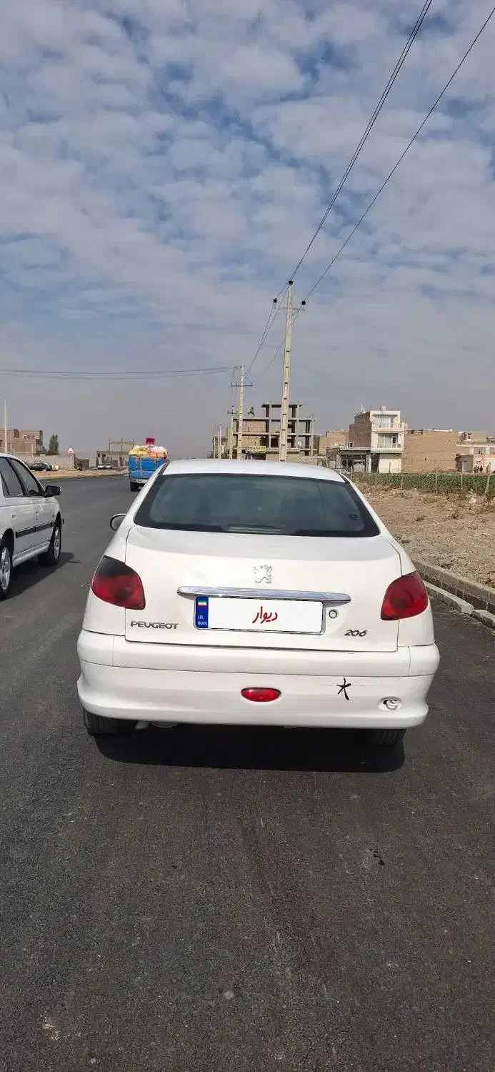 پژو ۲۰۶ صندوق دار v8 - 1388