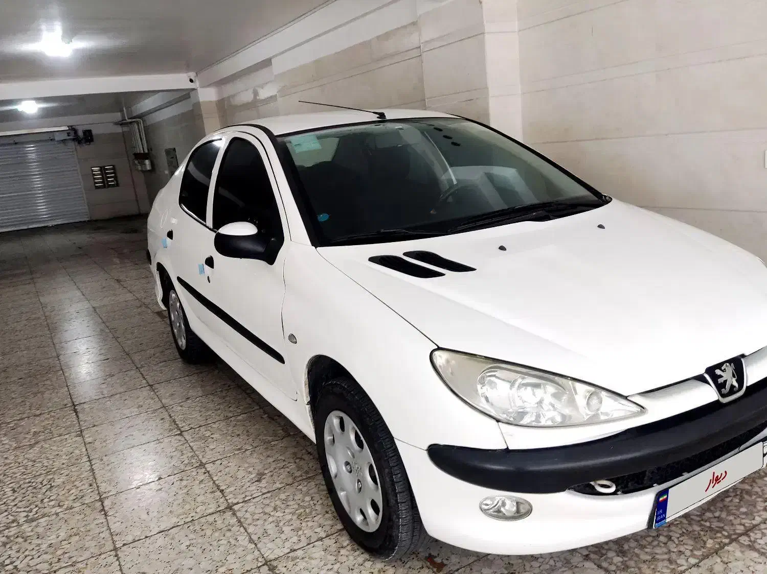 پژو ۲۰۶ صندوق دار v8 - 1396