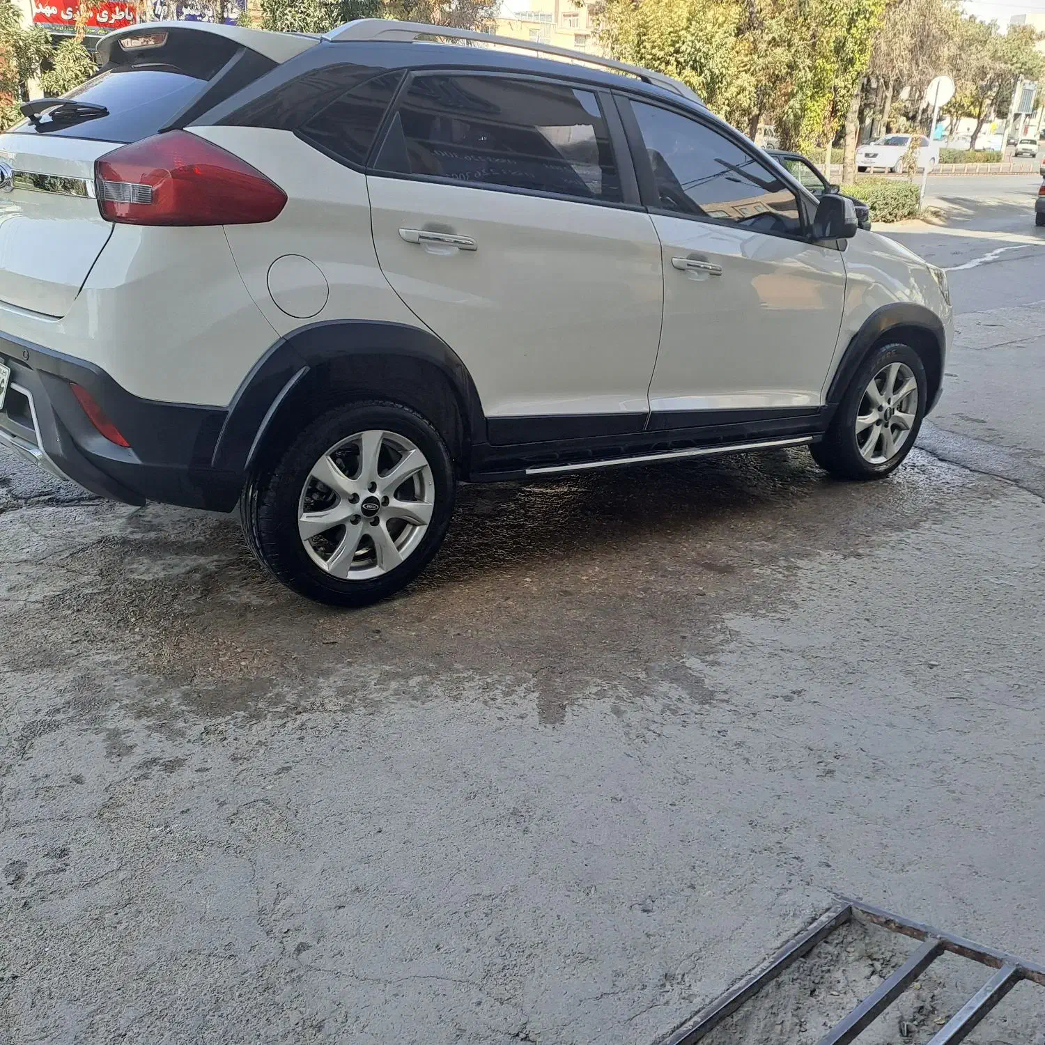 خودرو ام وی ام، X22 آگهی ann_20877148