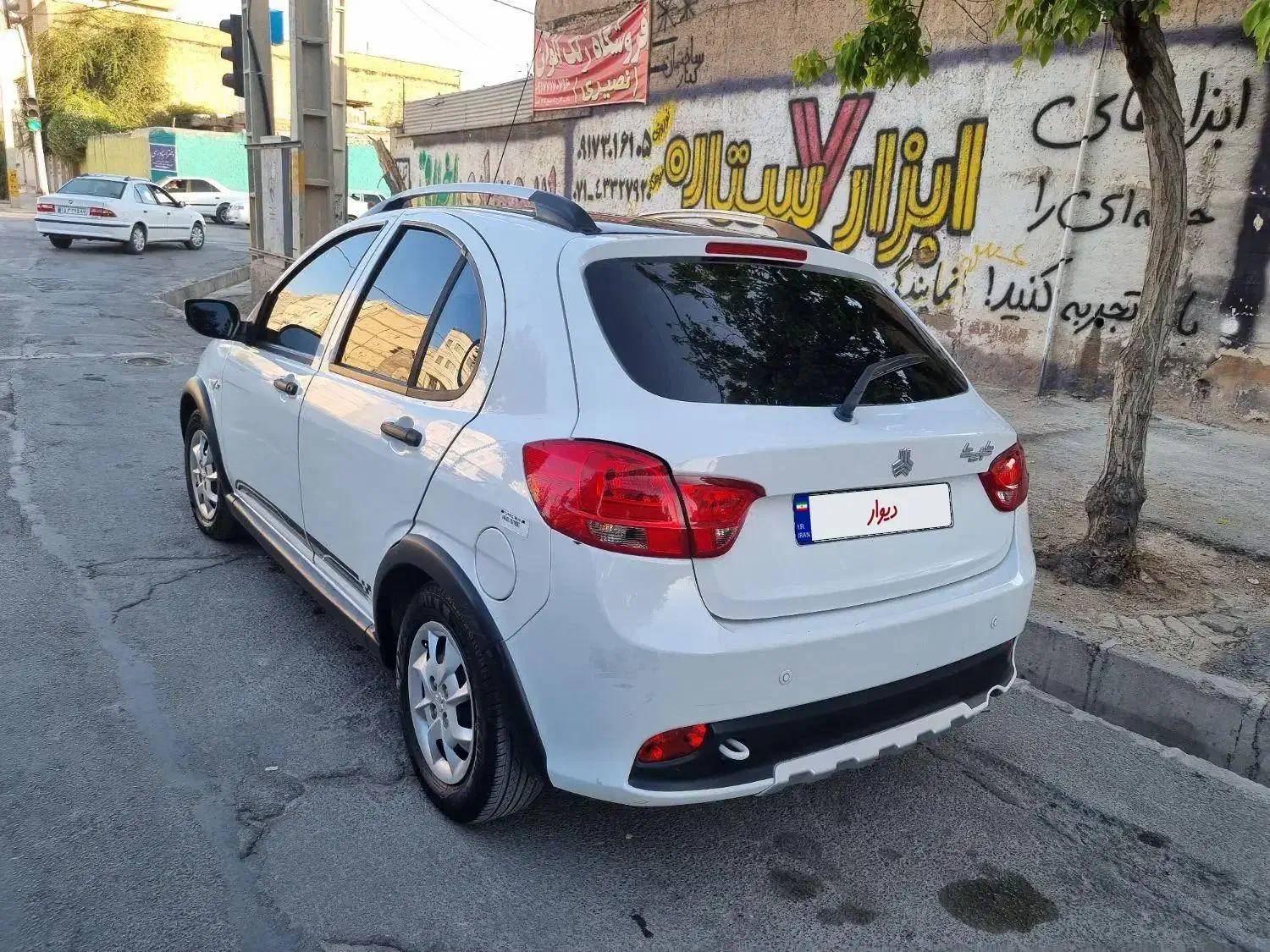 کوییک R دنده‌ای - 1403