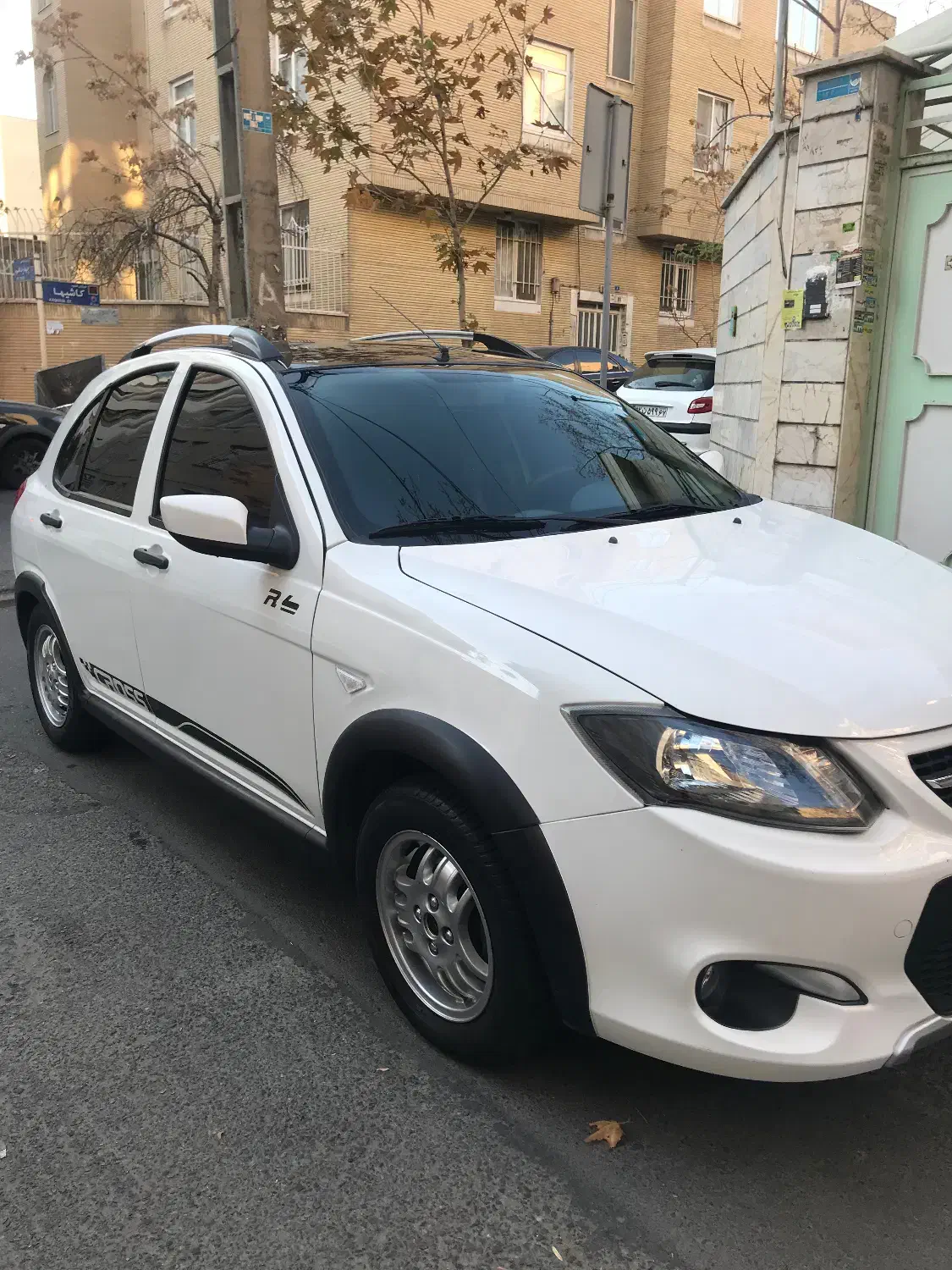 خودرو کوییک، R آگهی ann_20877195