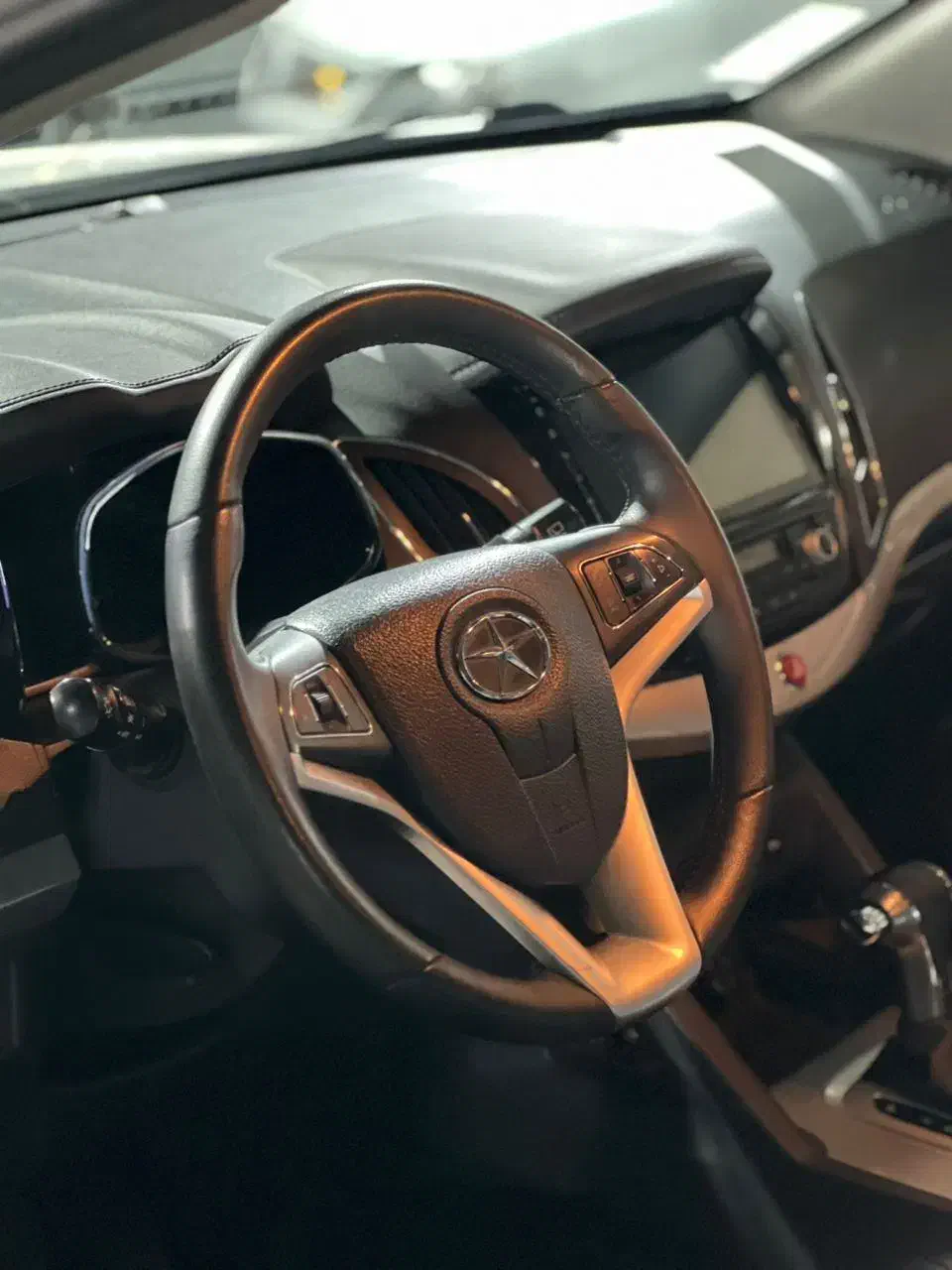 جک S5 اتوماتیک - 1402
