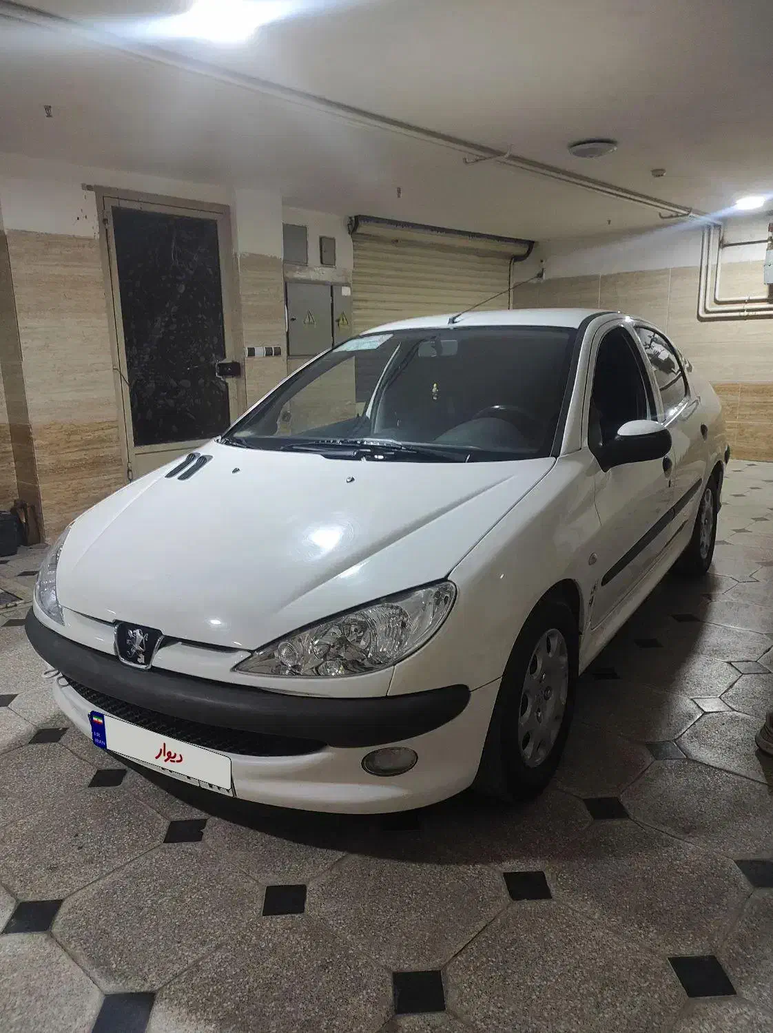 پژو ۲۰۶ صندوق دار v8 - 1393