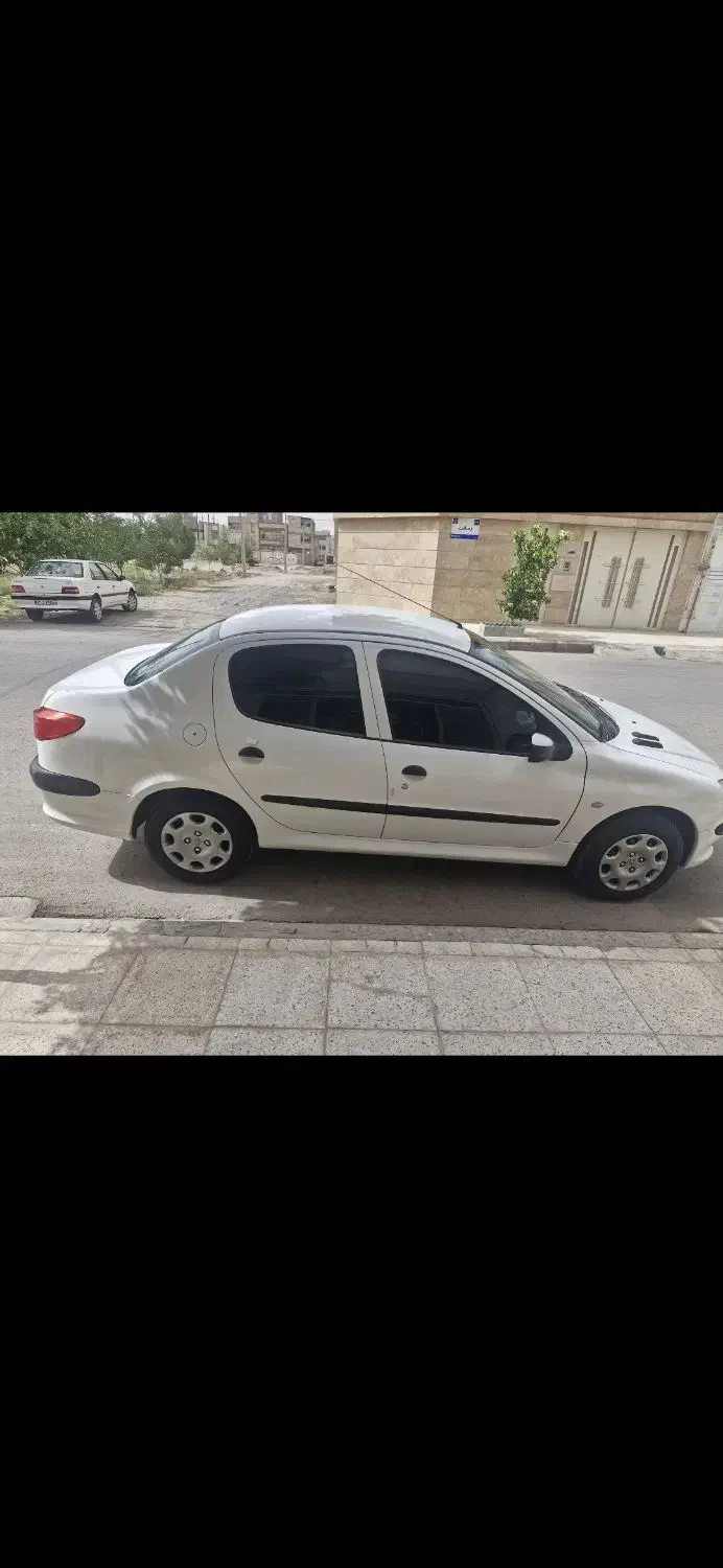 پژو ۲۰۶ صندوق دار v8 - 1397