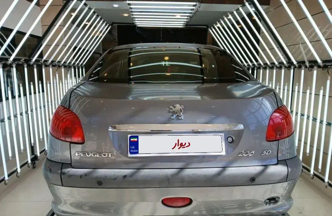 پژو ۲۰۶ صندوق دار v8 - 1394