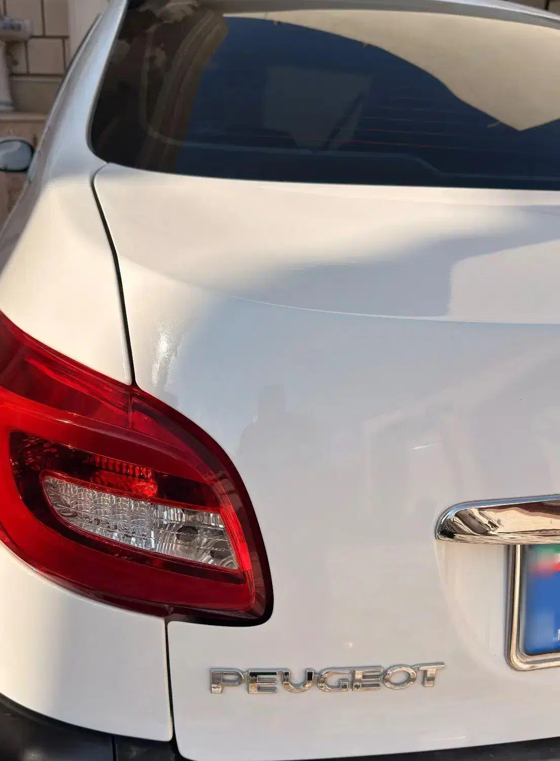 پژو ۲۰۶ صندوق دار v8 - 1397