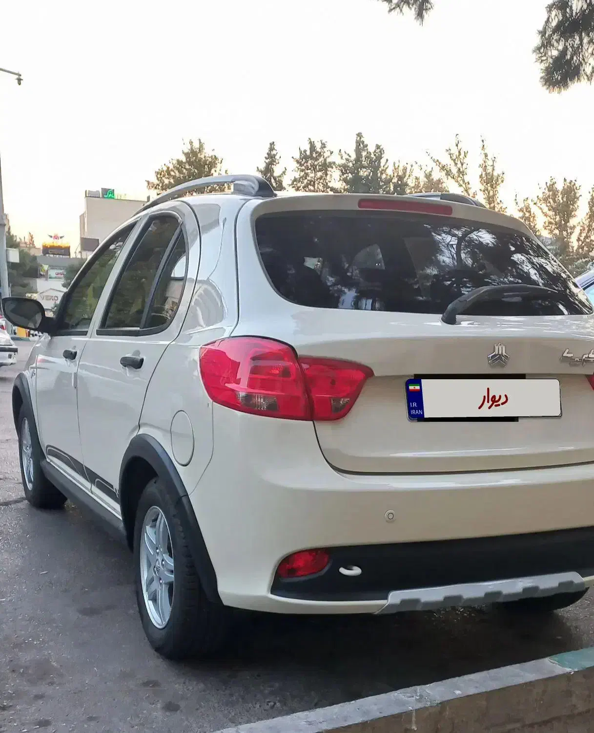 کوییک R دنده‌ای - 1402