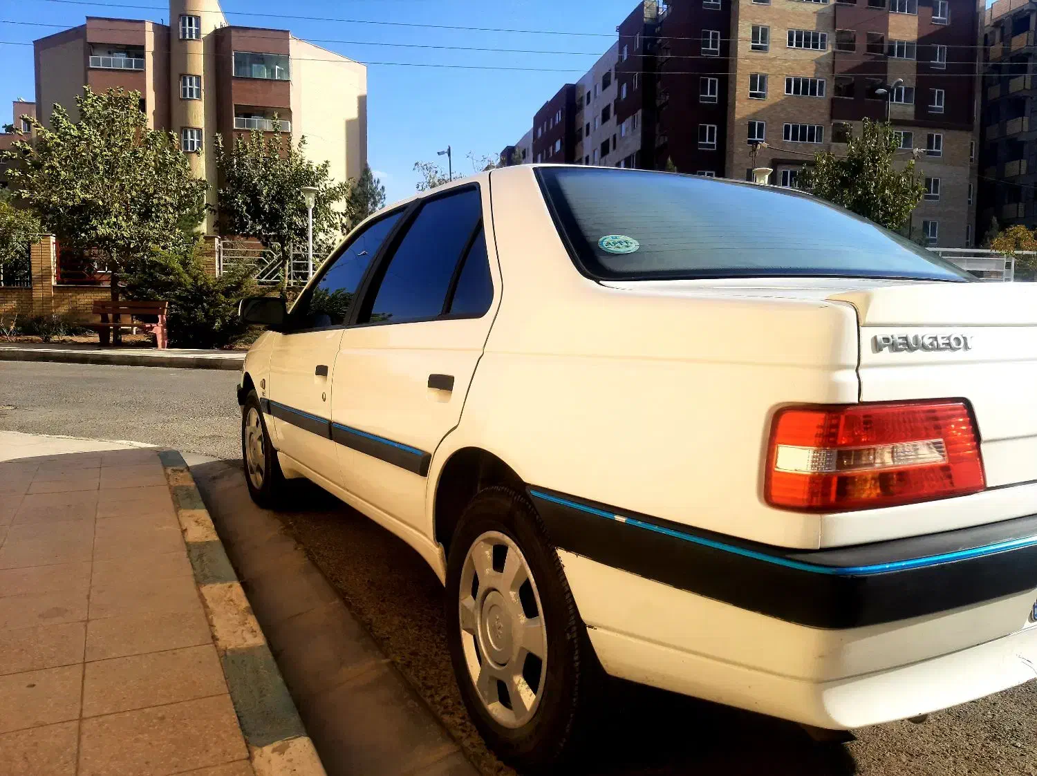 پژو 405 SLX بنزینی TU5 - 1399
