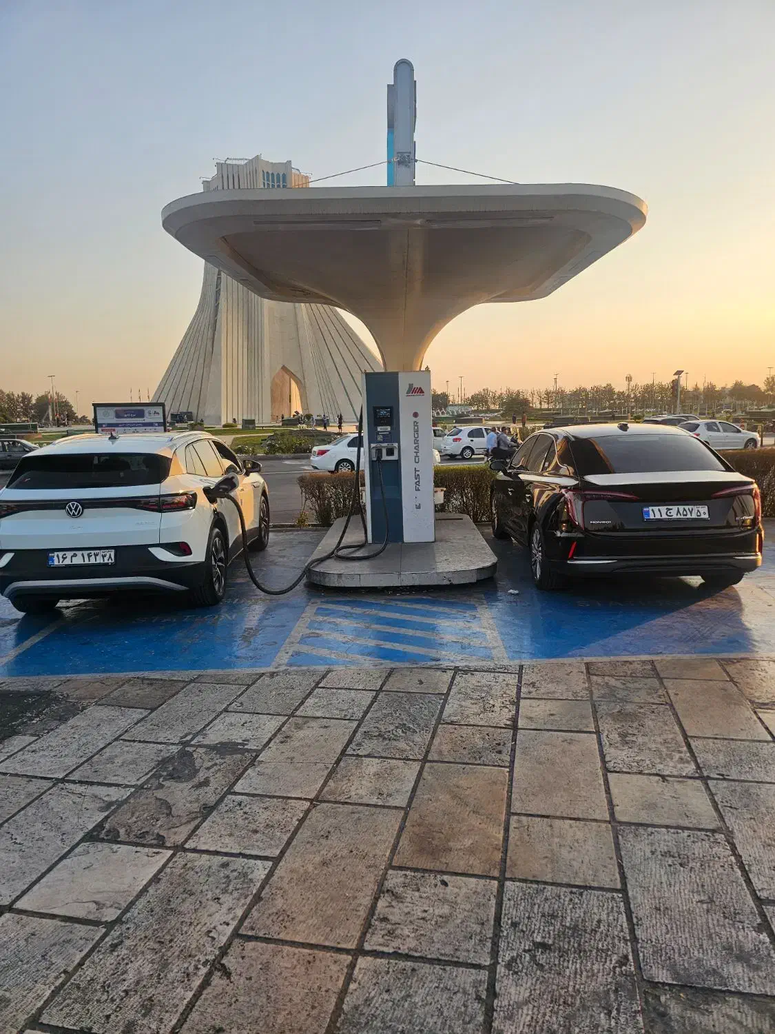 هونگچی E QM5 140 کیلووات - 2024