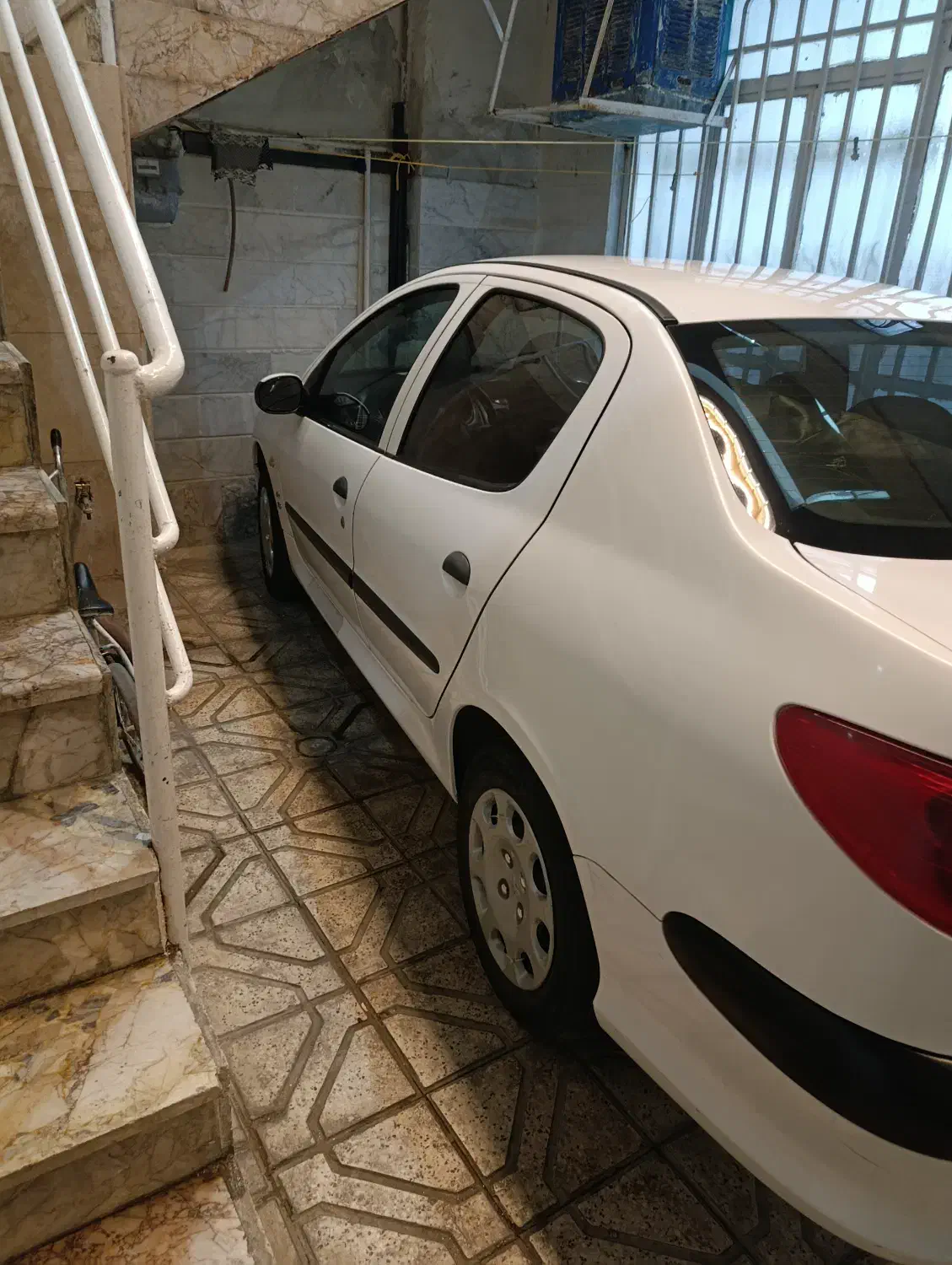 پژو ۲۰۶ صندوق دار v8 - 1400