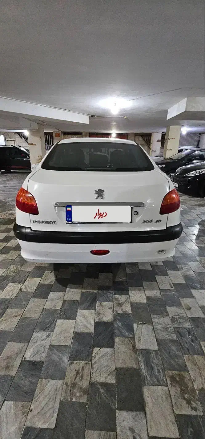 پژو ۲۰۶ صندوق دار v8 - 1389