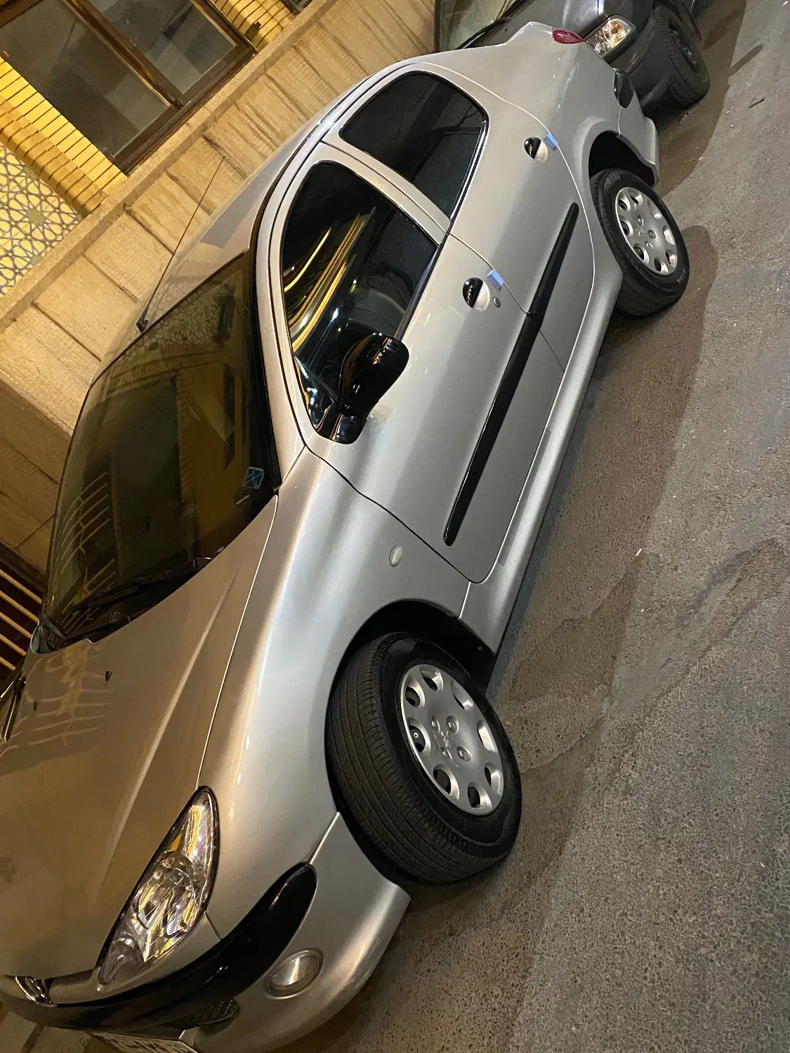 پژو ۲۰۶ صندوق دار v20 - 1388