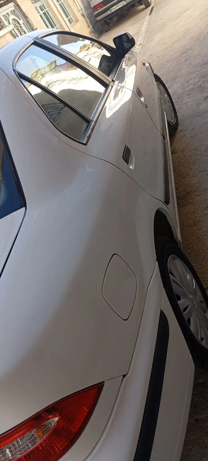 سمند LX XU7 - 1395
