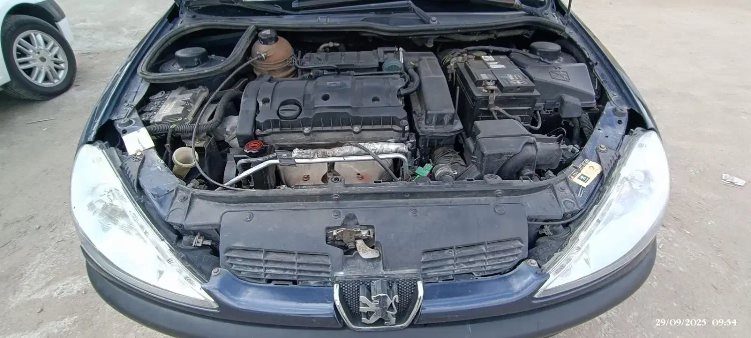 پژو ۲۰۶ صندوق دار v8 - 1386