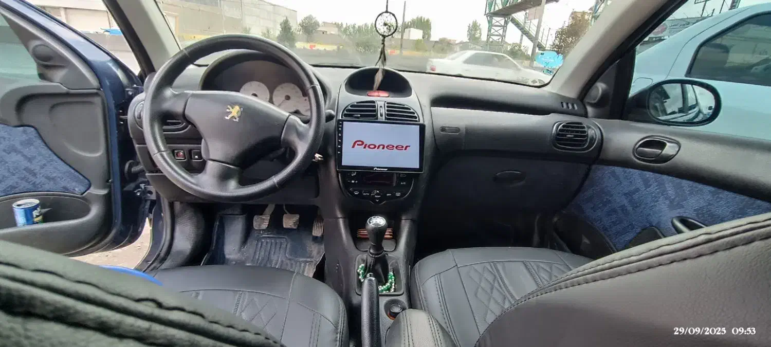 پژو ۲۰۶ صندوق دار v8 - 1386