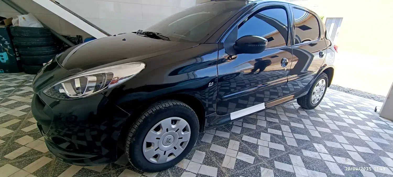 پژو ۲۰۶ صندوق دار v8 - 1386