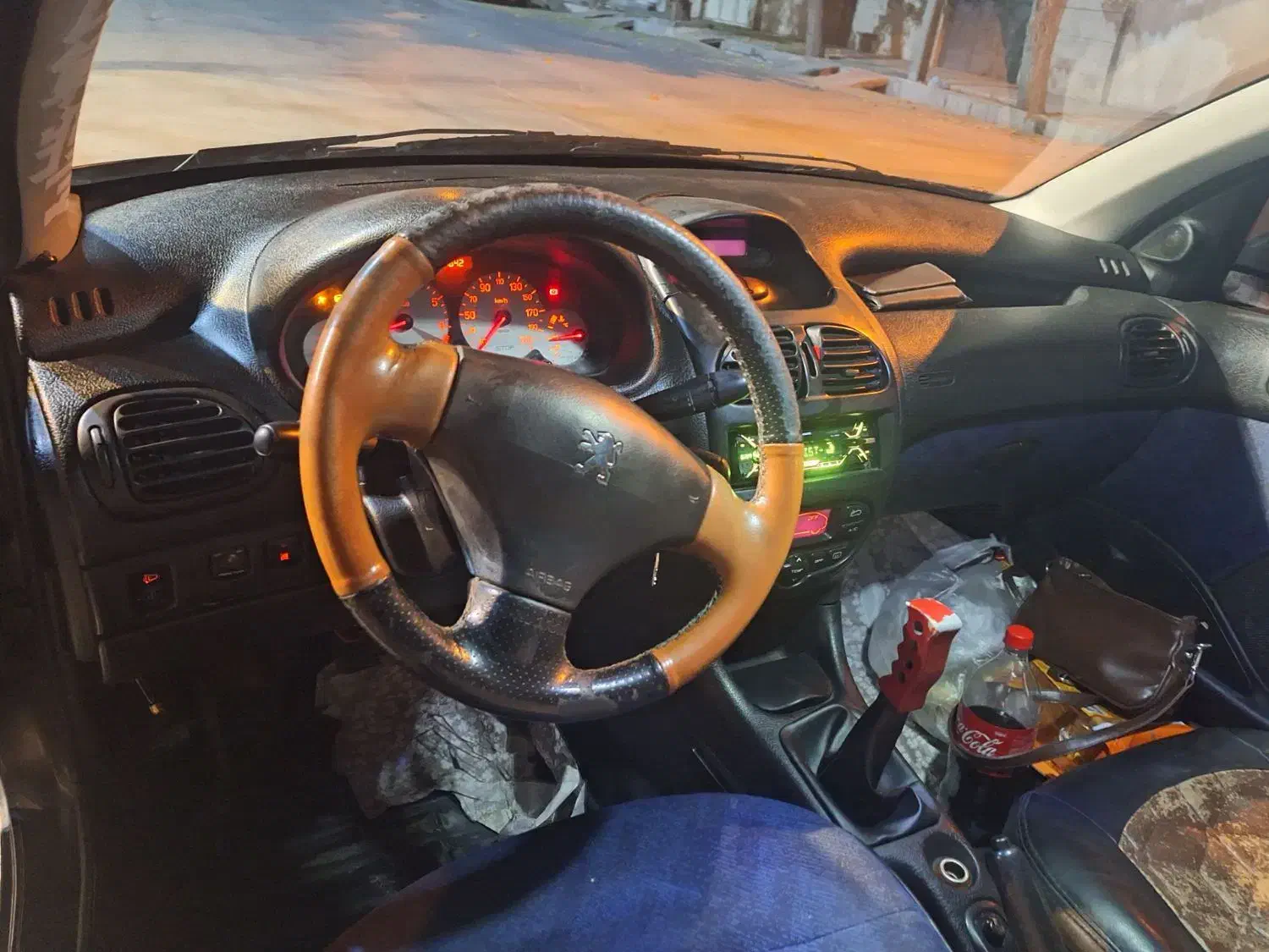 پژو ۲۰۶ صندوق دار v8 - 1386