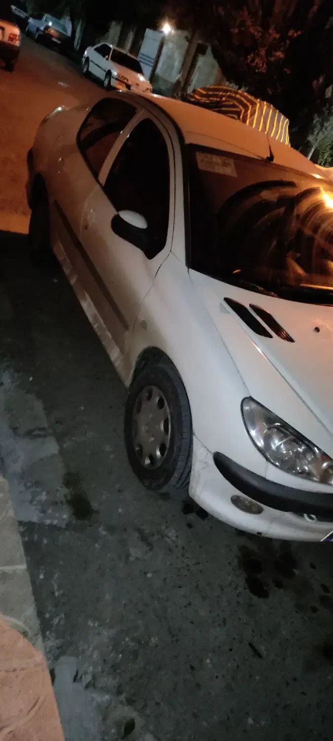 پژو ۲۰۶ صندوق دار v8 - 1388