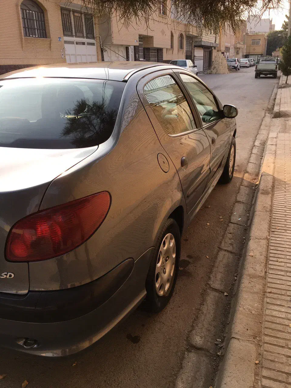 پژو ۲۰۶ صندوق دار v8 - 1389