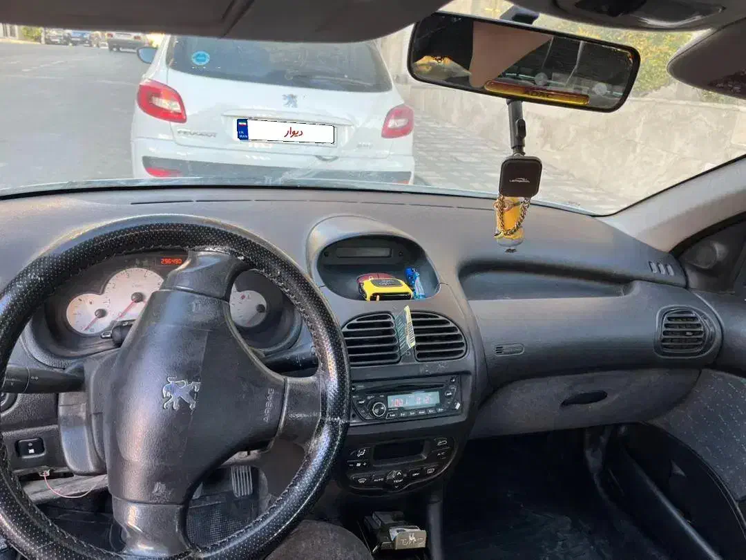 پژو ۲۰۶ صندوق دار v8 - 1389