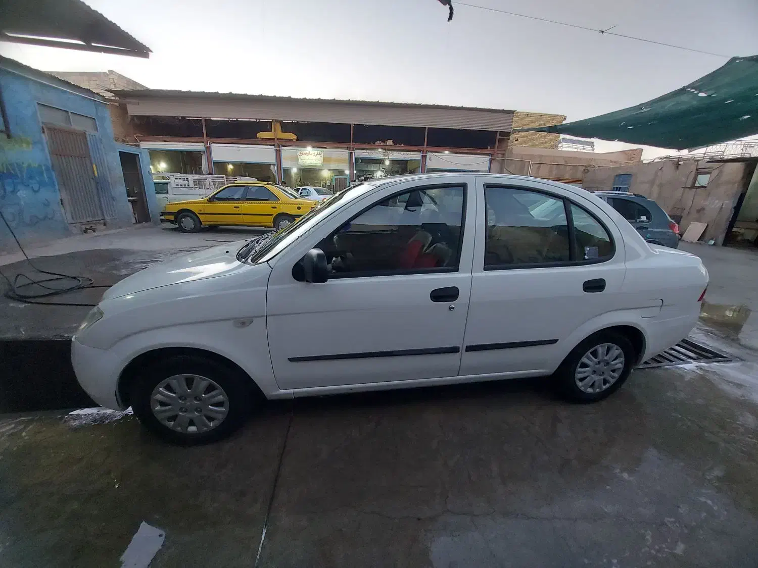 تیبا صندوق دار EX - 1400