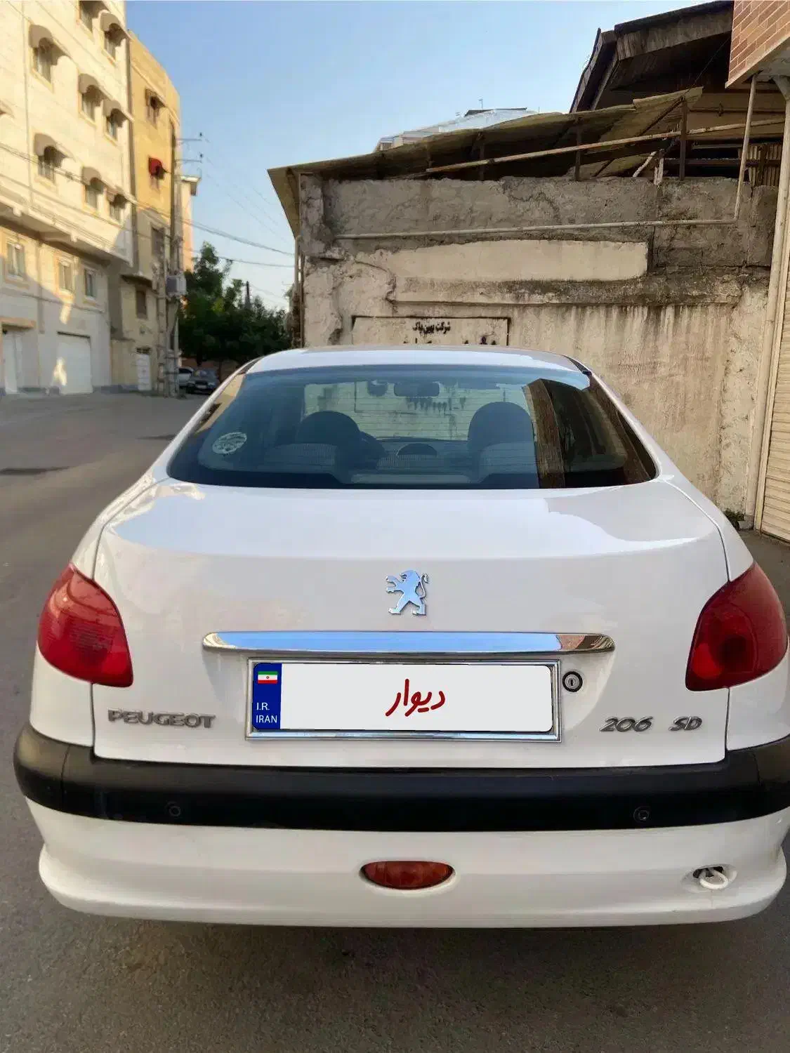 پژو ۲۰۶ صندوق دار v8 - 1397