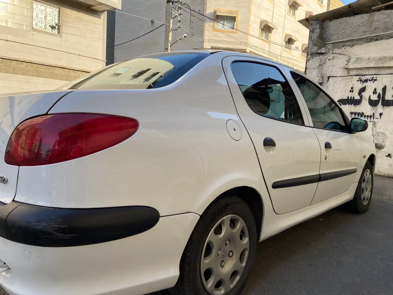 پژو ۲۰۶ صندوق دار v8 - 1397