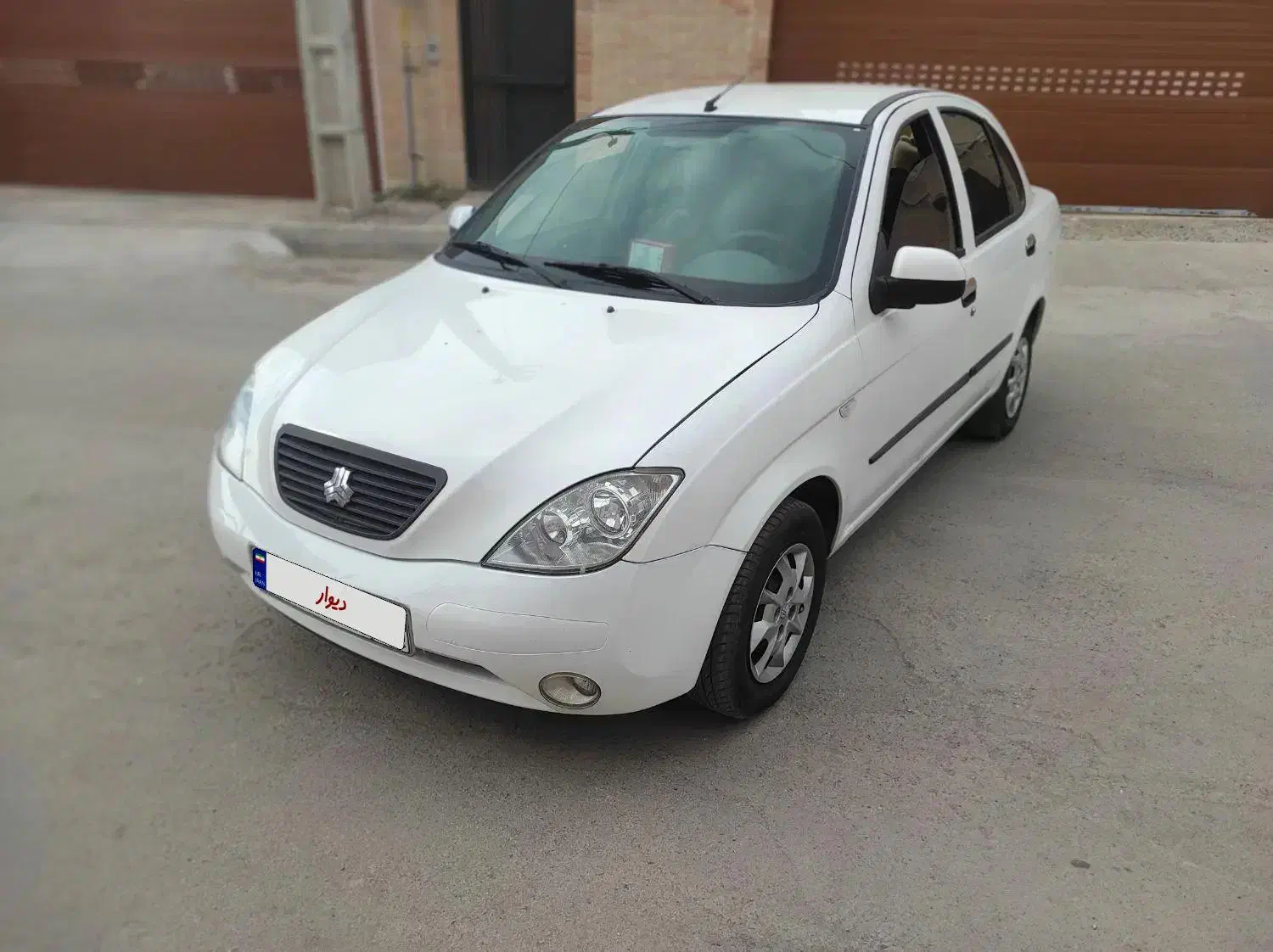 تیبا صندوق دار EX - 1400
