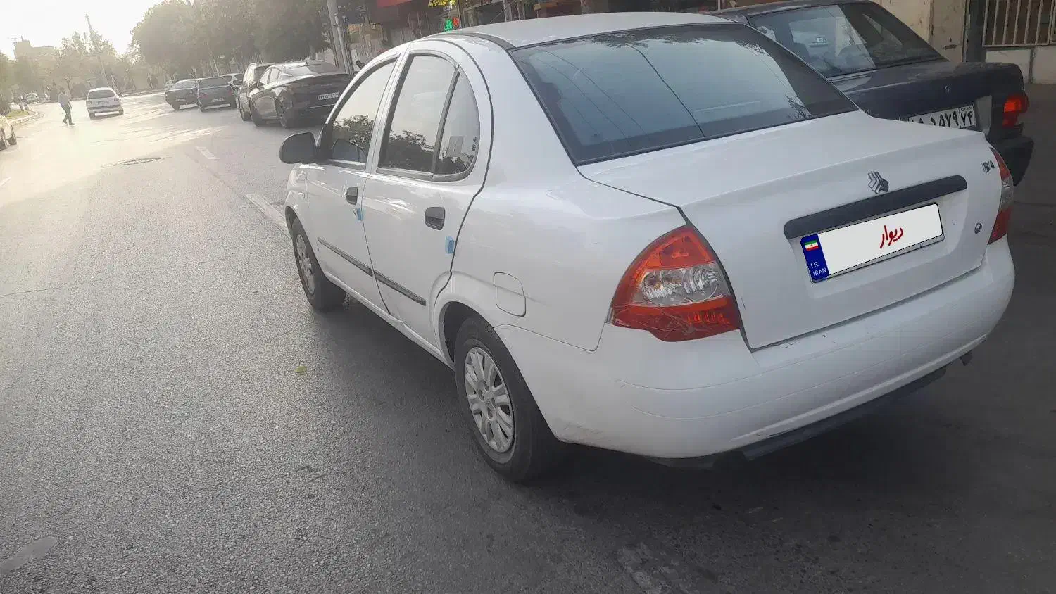تیبا صندوق دار SX - 1400