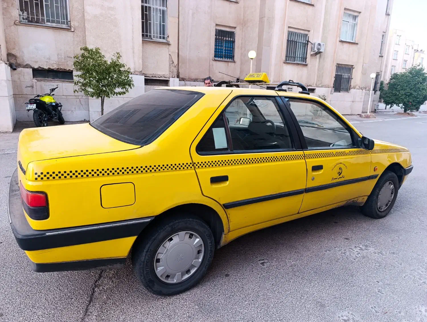 پژو 405 GLX - 1390