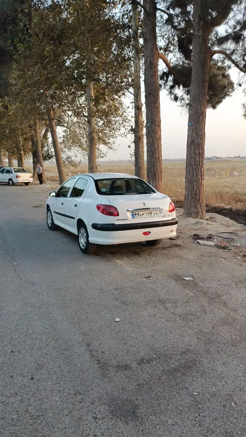 پژو ۲۰۶ صندوق دار v8 - 1397
