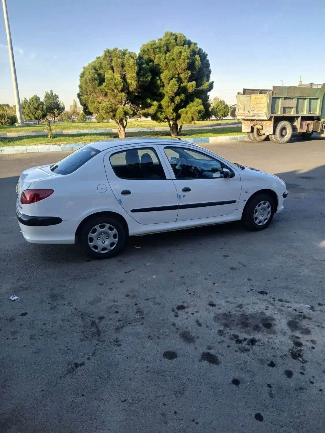 پژو ۲۰۶ صندوق دار v8 - 1397
