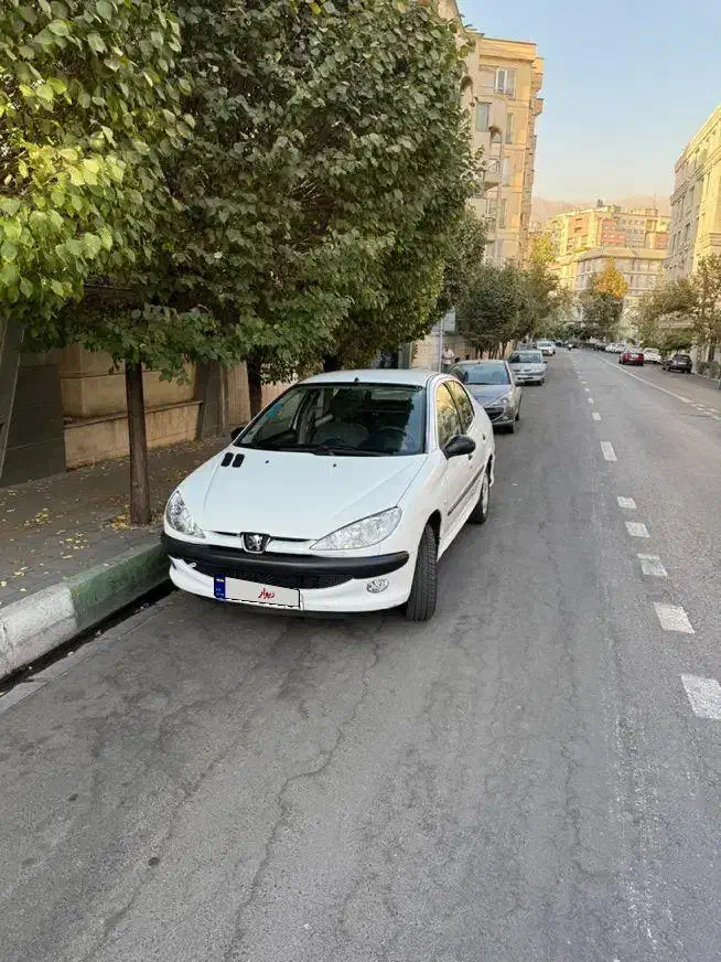 پژو ۲۰۶ صندوق دار v8 - 1390