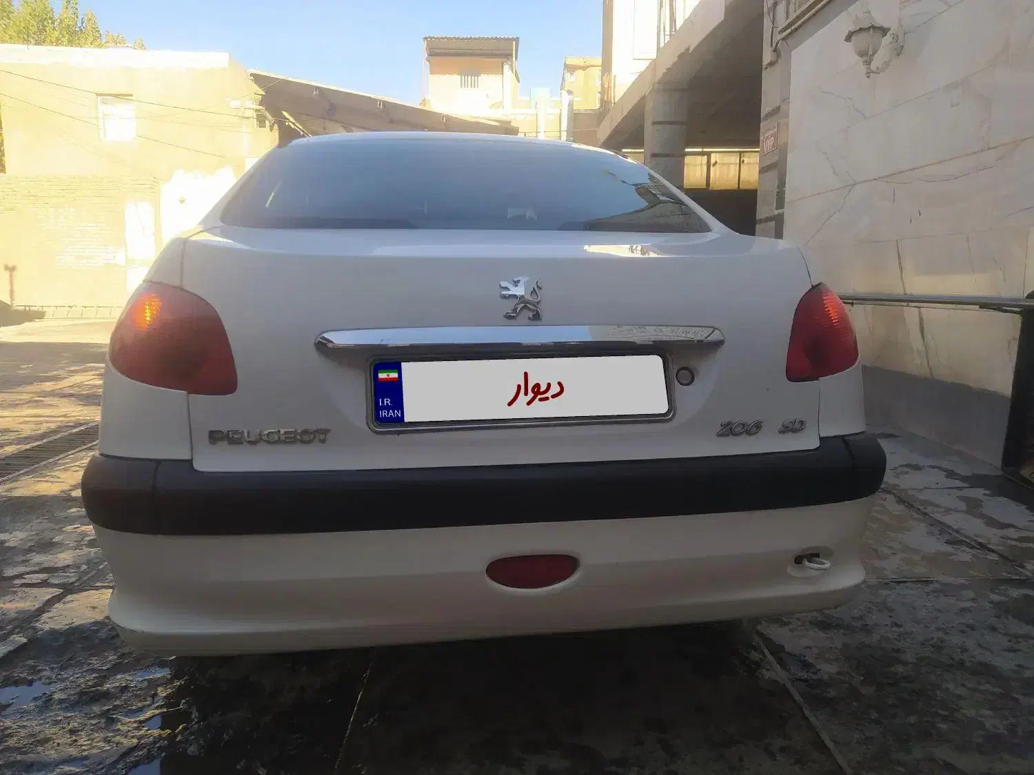 پژو ۲۰۶ صندوق دار v8 - 1392
