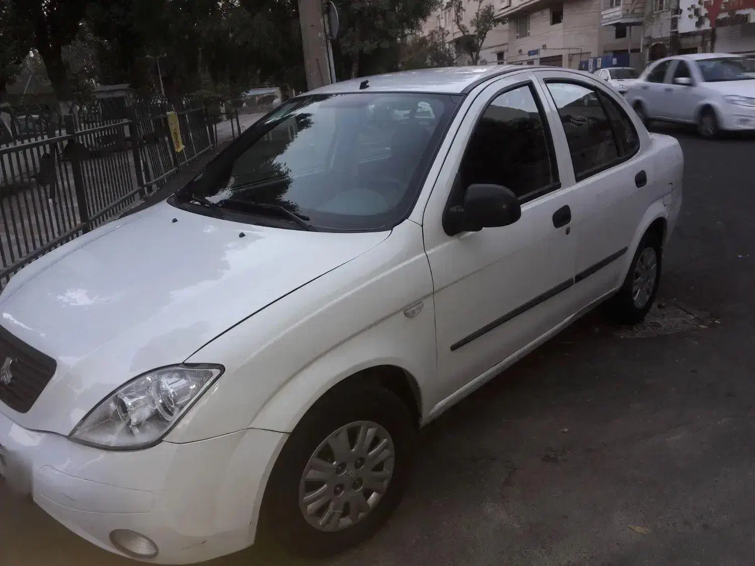تیبا صندوق دار SX - 1400