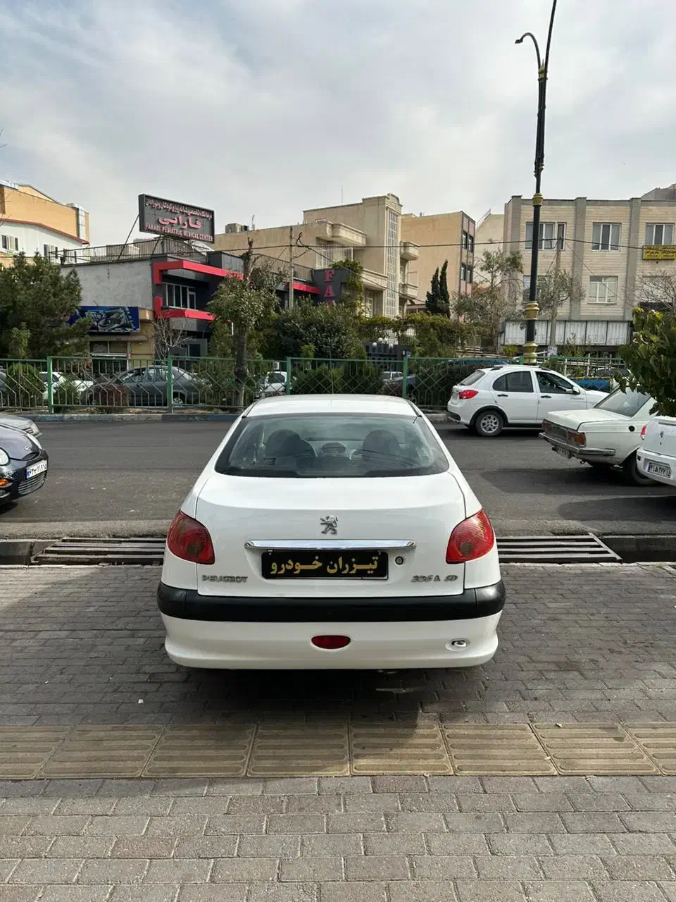 پژو ۲۰۶ صندوق دار v9 - 1386