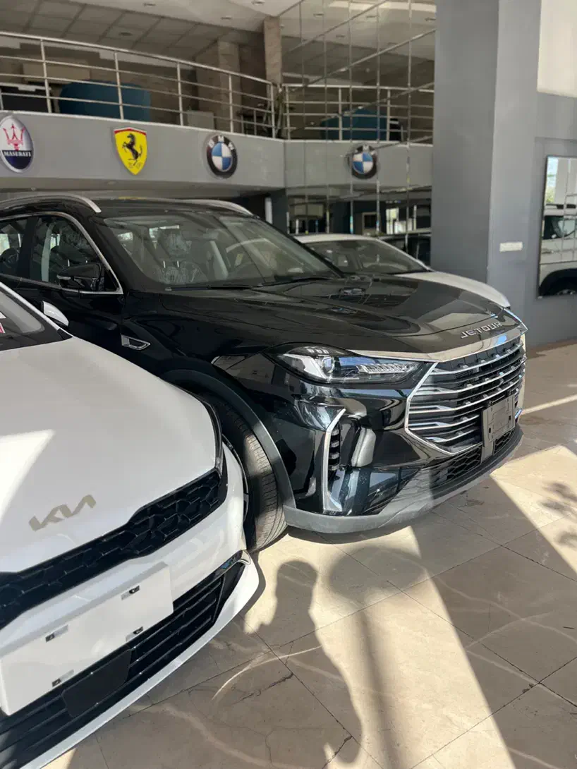 تویوتا کرولا کراس XG10 - چهارچرخ محرک - 2025