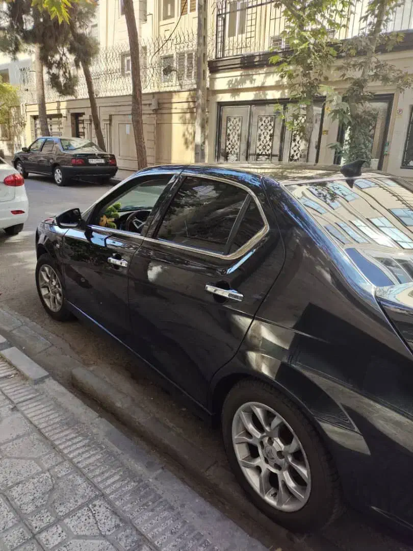 دنا پلاس توربو اتوماتیک - 1401