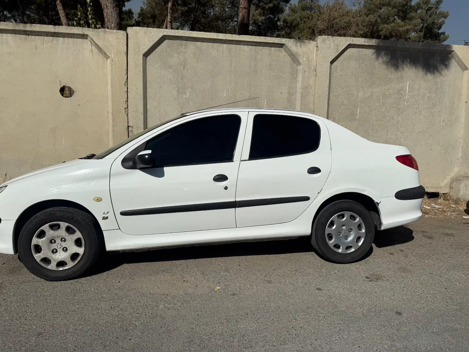 پژو ۲۰۶ صندوق دار v8 - 1394