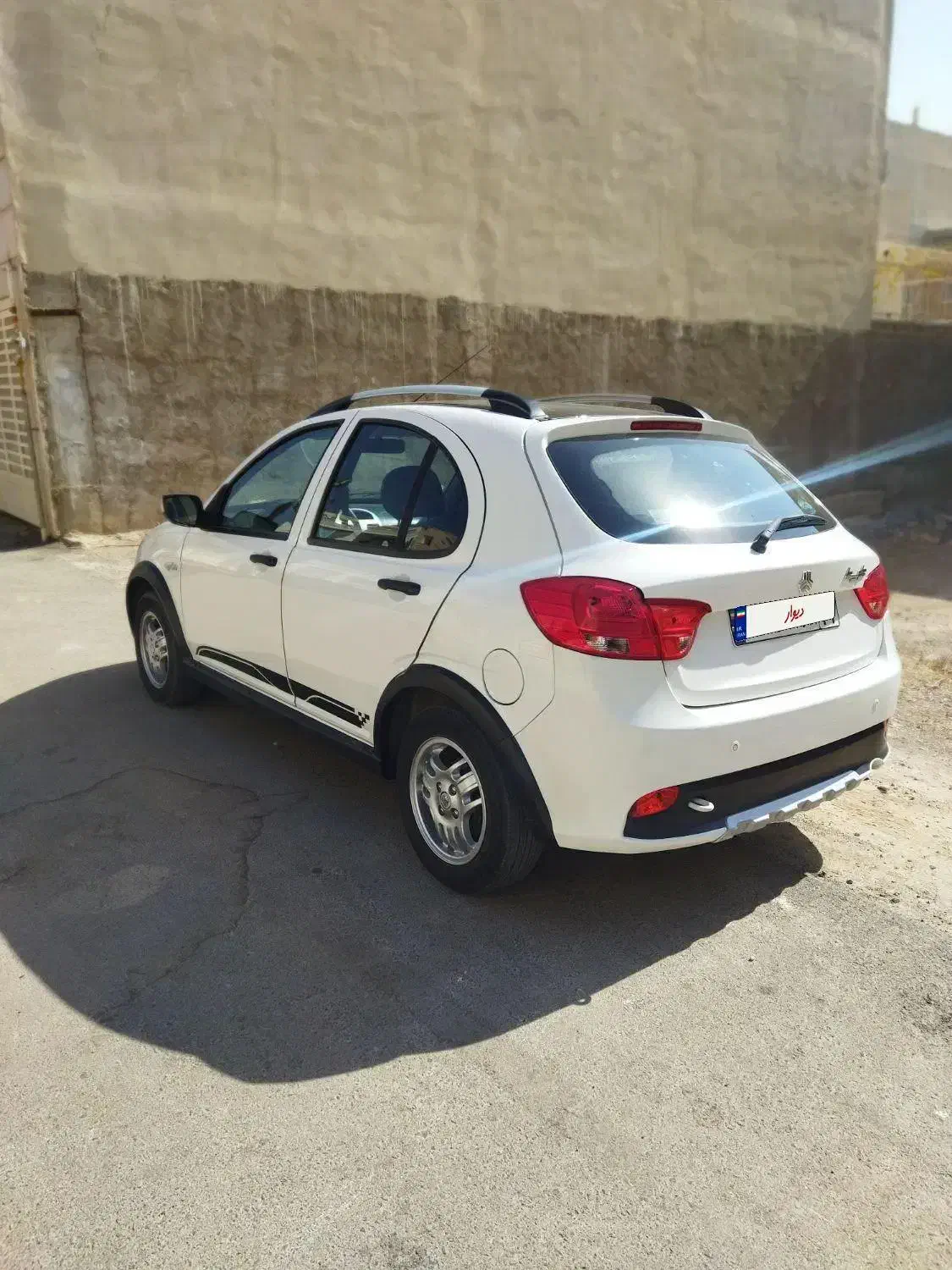 خودرو کوییک، R آگهی ann_20882438
