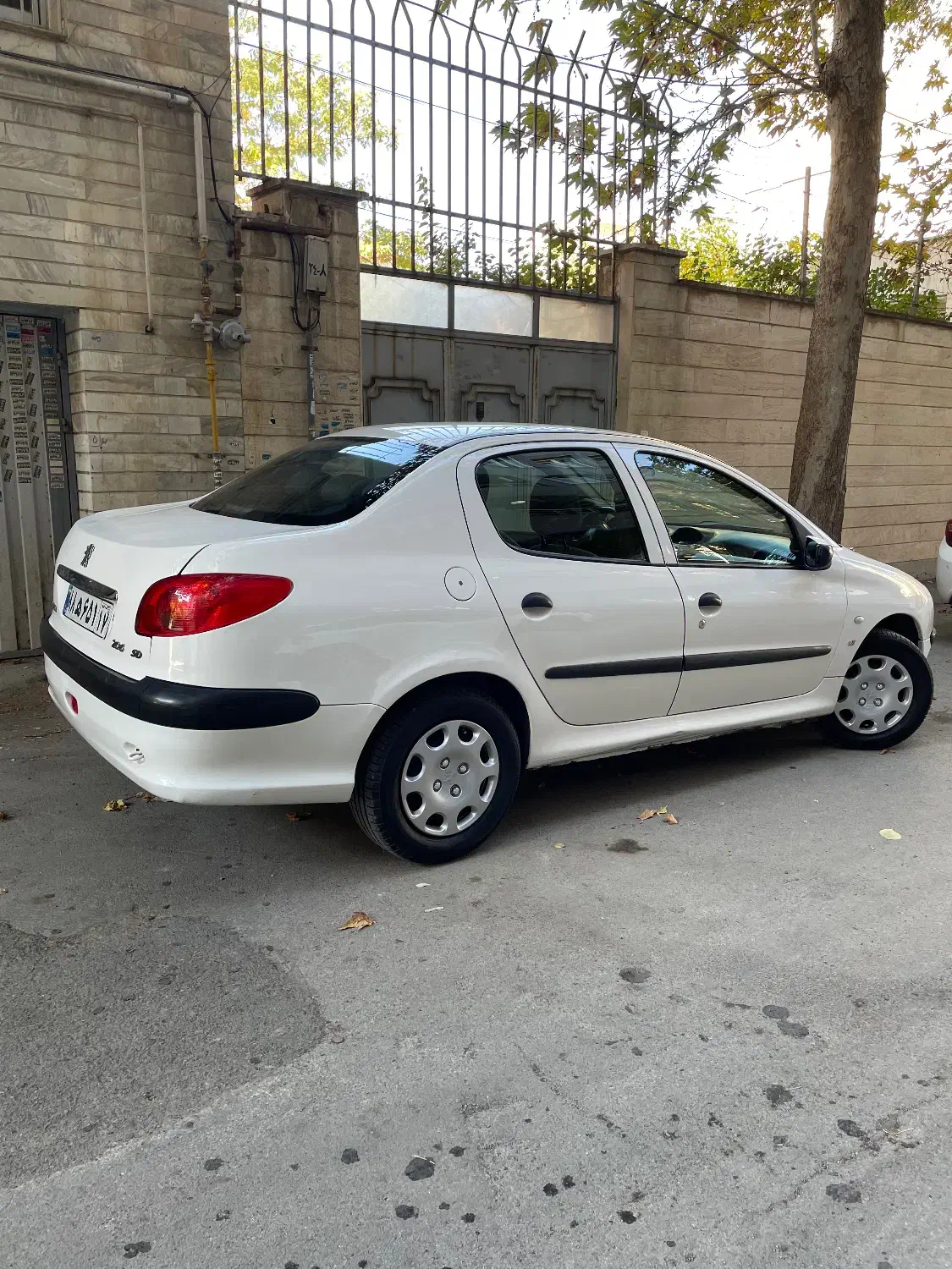 پژو ۲۰۶ صندوق دار v8 - 1388
