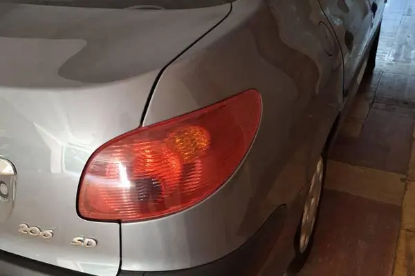 پژو ۲۰۶ صندوق دار v8 - 1398