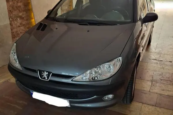 پژو ۲۰۶ صندوق دار v8 - 1398