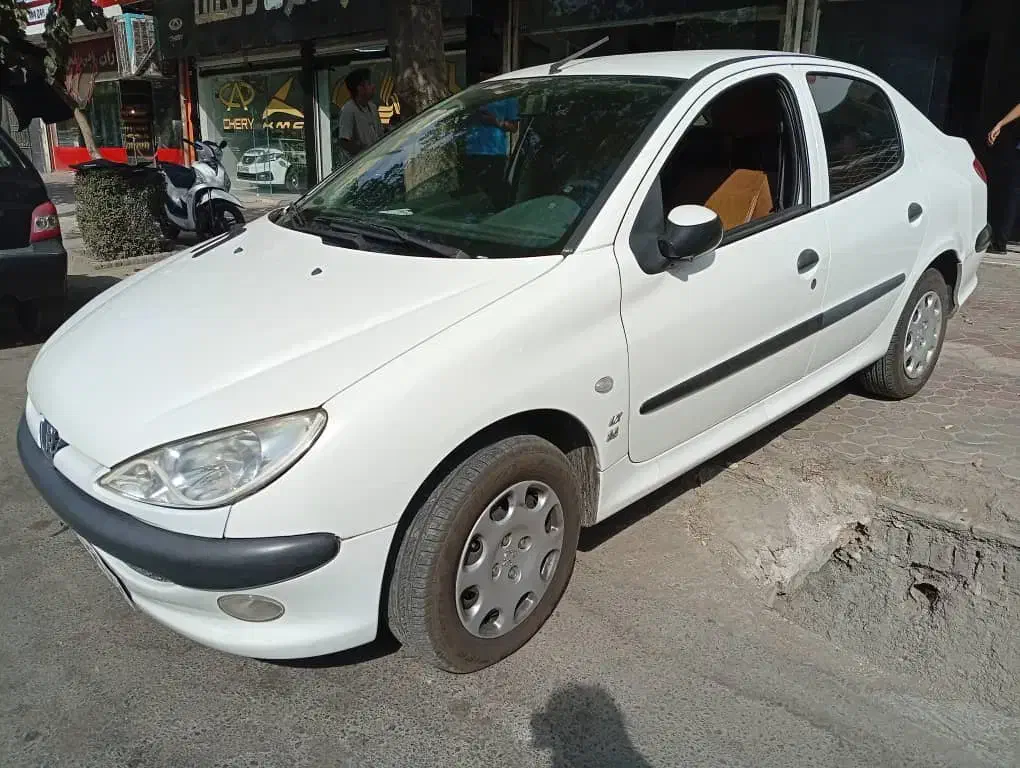 پژو ۲۰۶ صندوق دار v8 - 1399