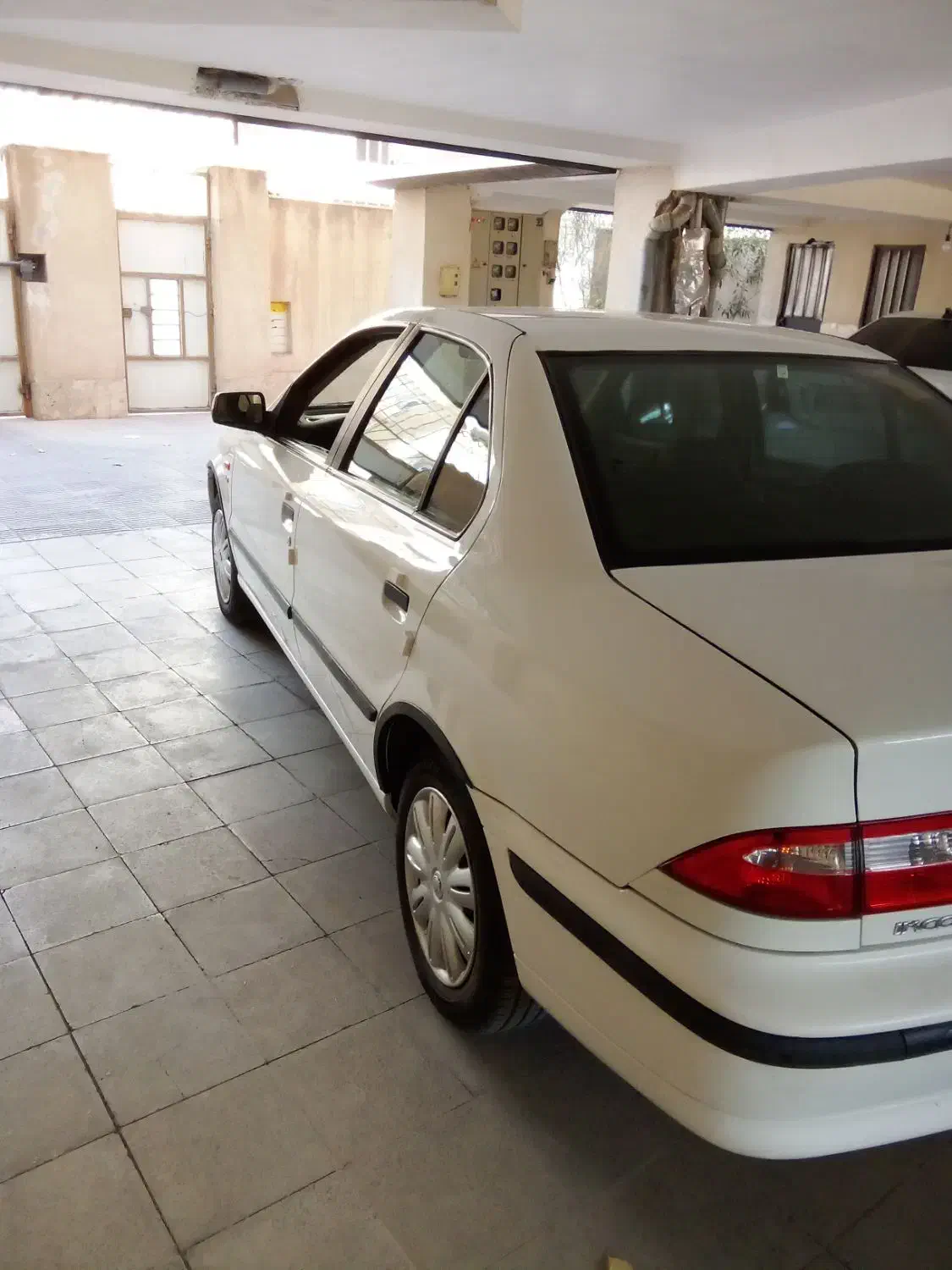 سمند LX XU7 - 1398