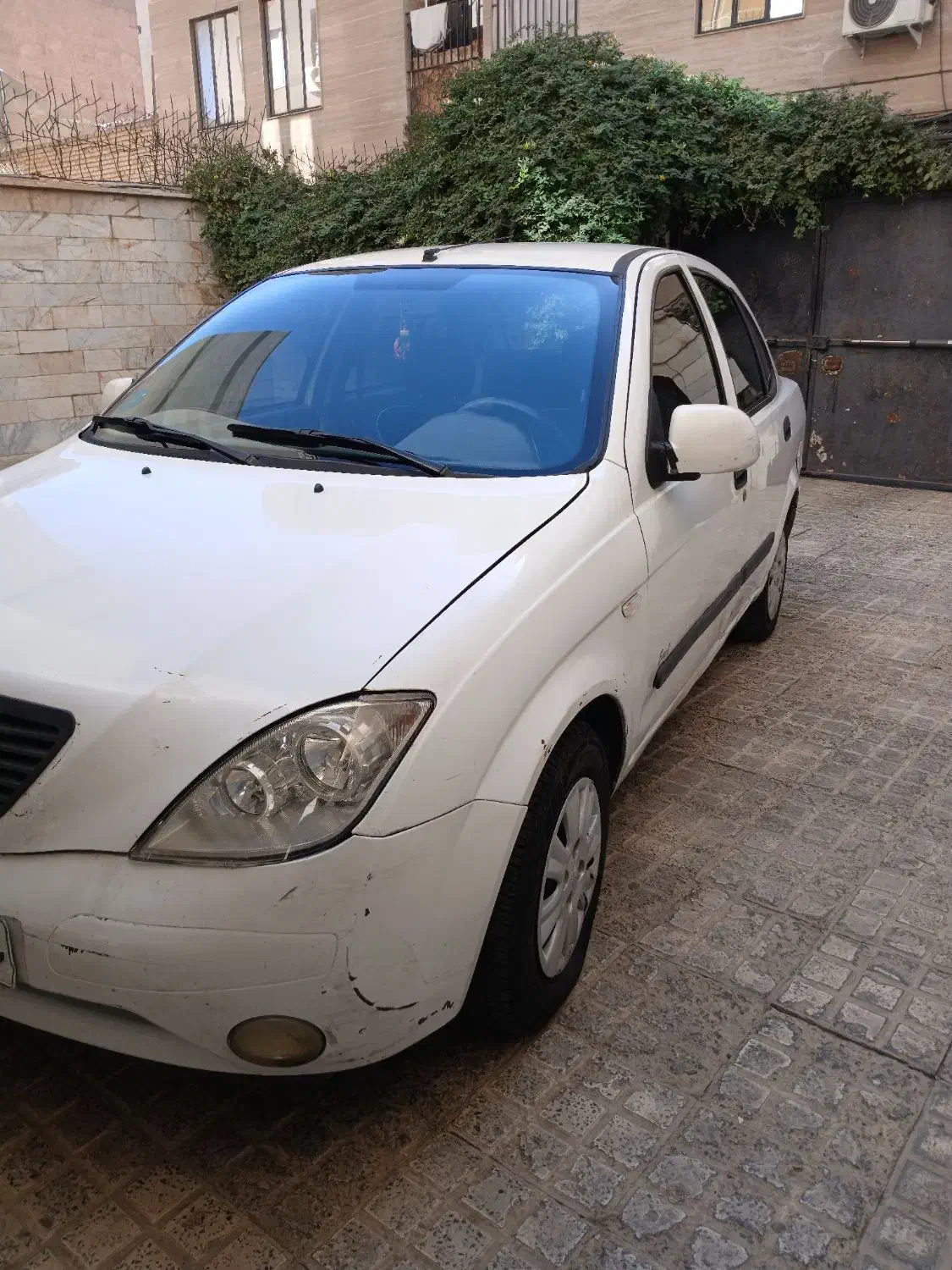تیبا صندوق دار SX - 1392