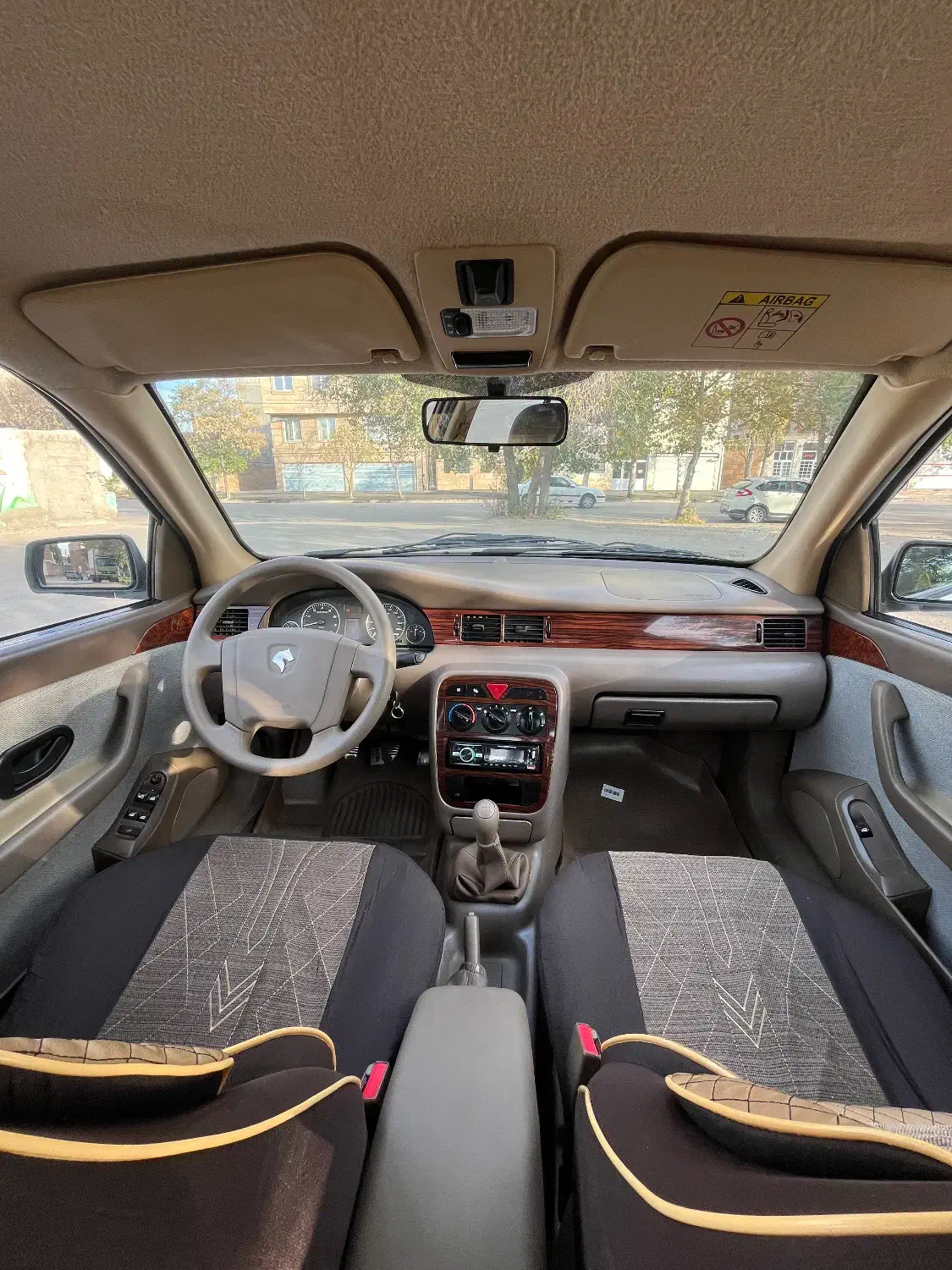 سمند LX XU7 - 1395