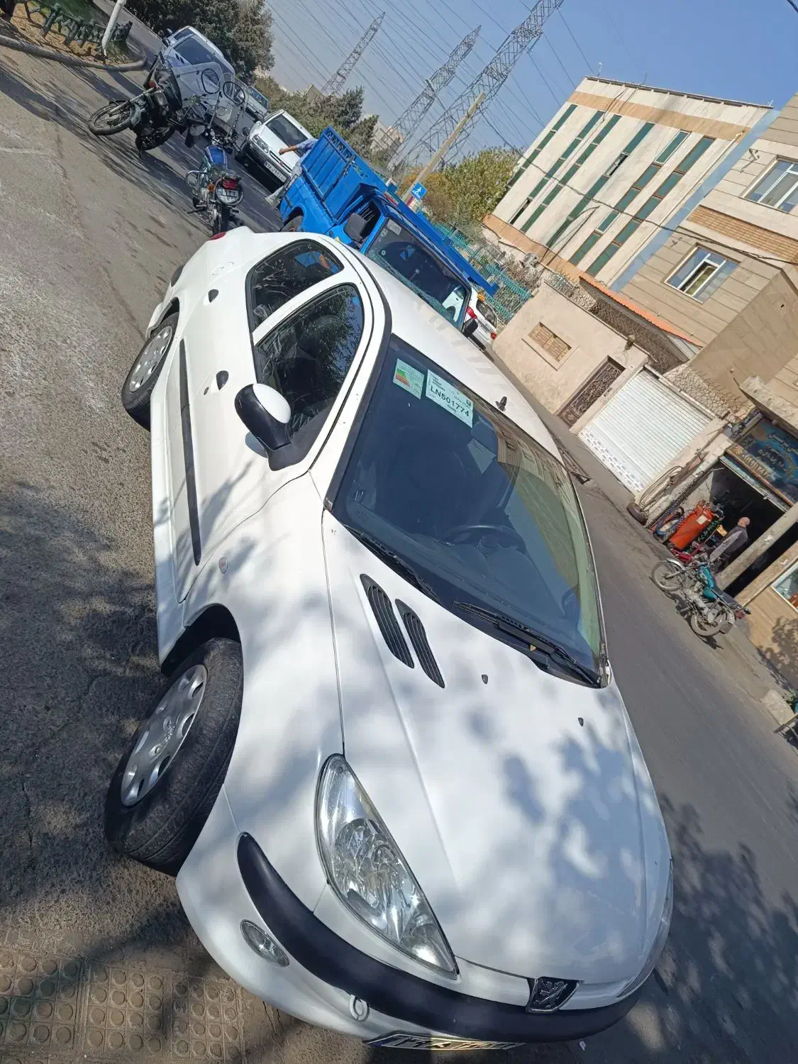 پژو ۲۰۶ صندوق دار v8 - 1396