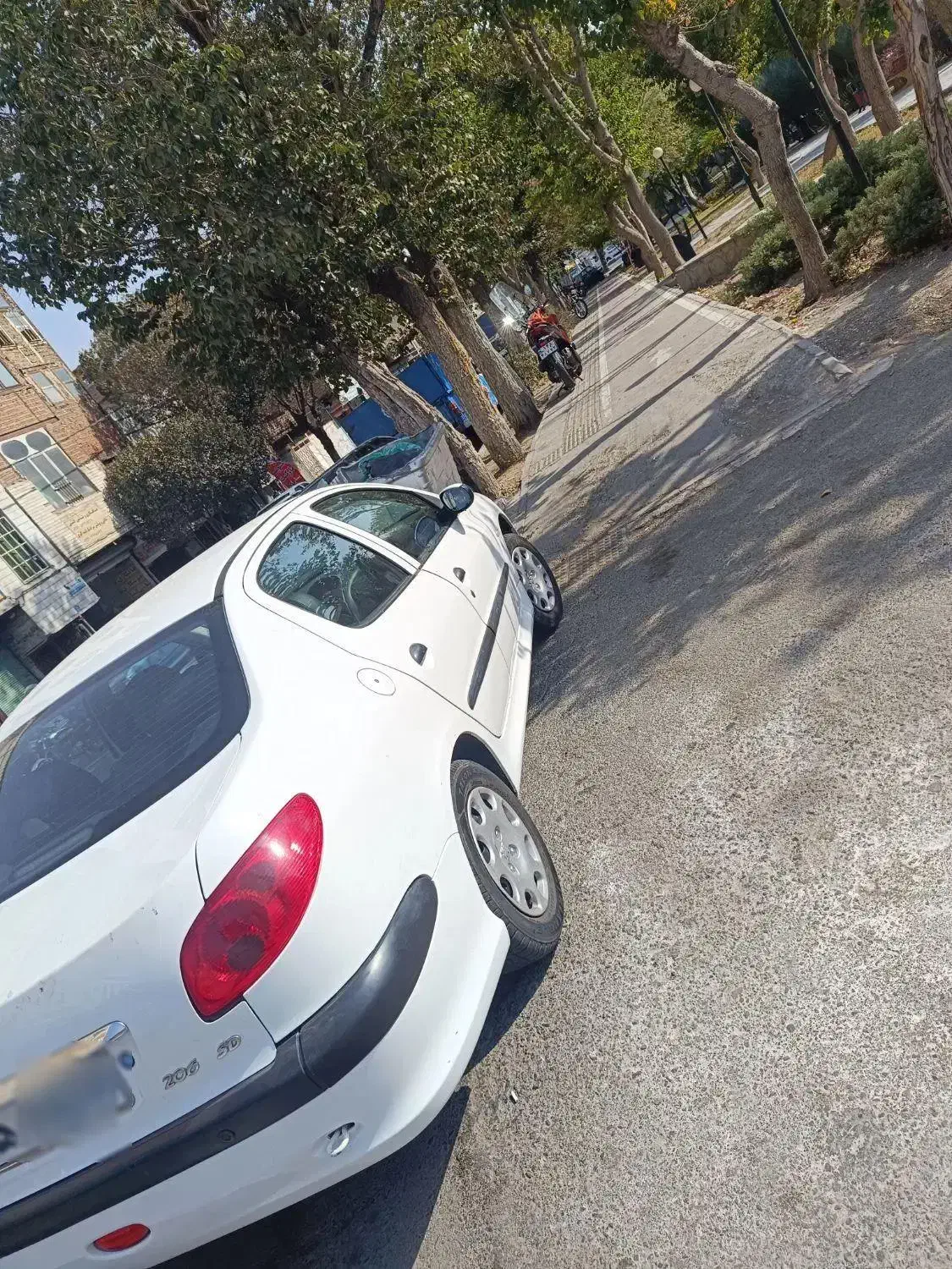 پژو ۲۰۶ صندوق دار v8 - 1396